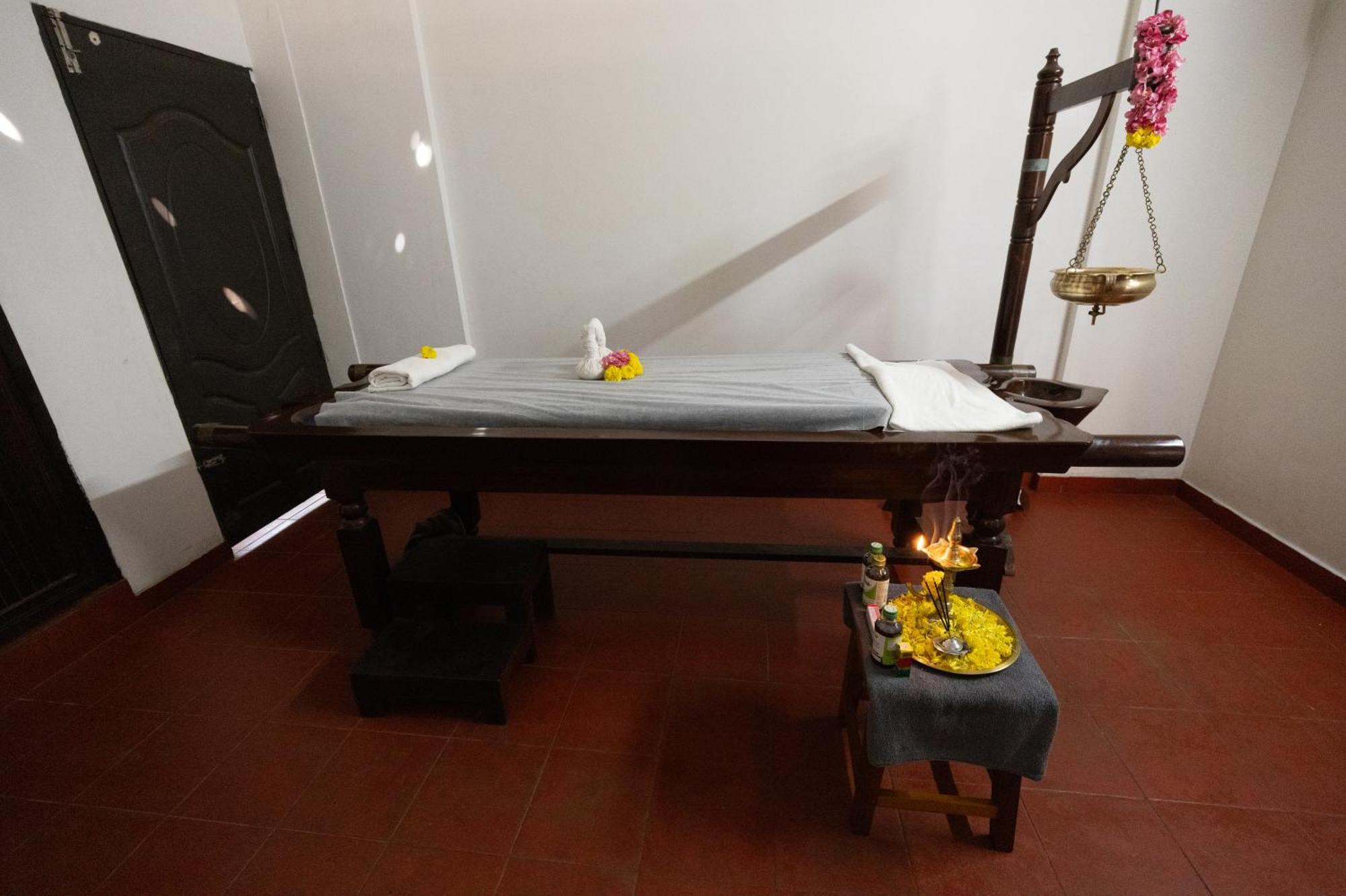 Sajjoys Hotel Varkala Buitenkant foto